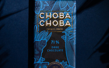 Pure dunkle Schweizer Schokolade 71%